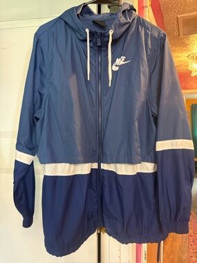 Nike Blue and White Colorblock Hooded Windbreaker